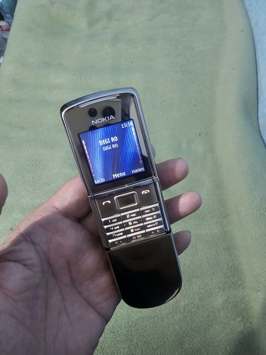Vând Nokia 8800 Sirocco GOLD !