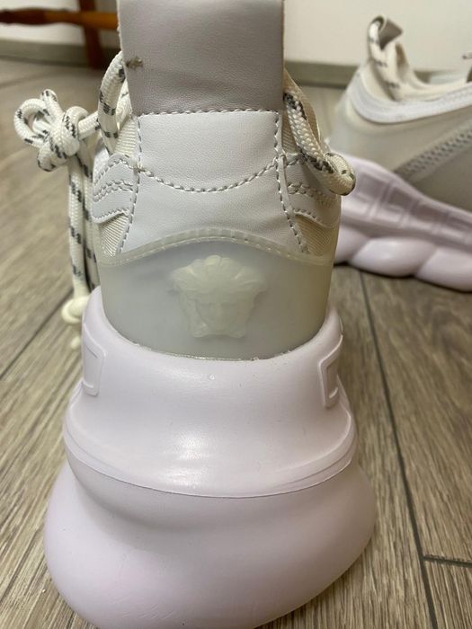 Versace Chain Reaction