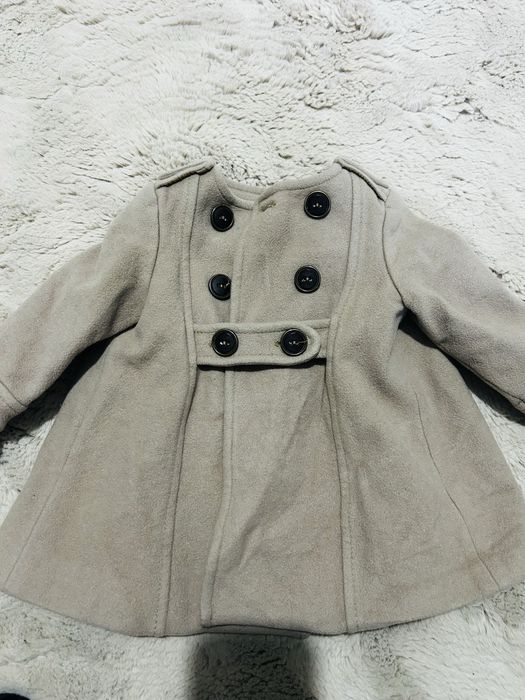 Palton Zara , in stare foarte buna , 12-18 luni