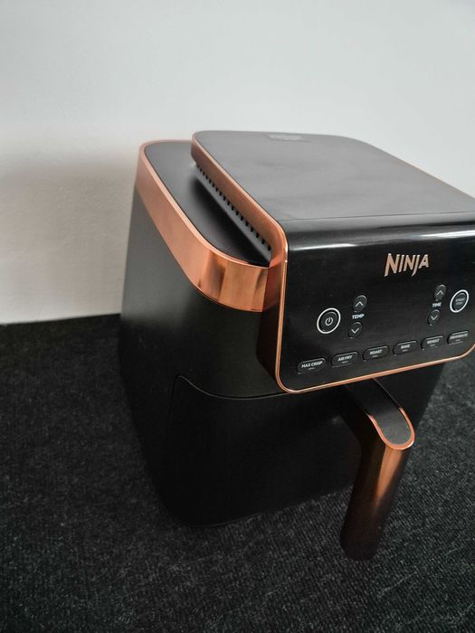 Friteuza air fryer cu aer cald Ninja MAX PRO AF180EUCP