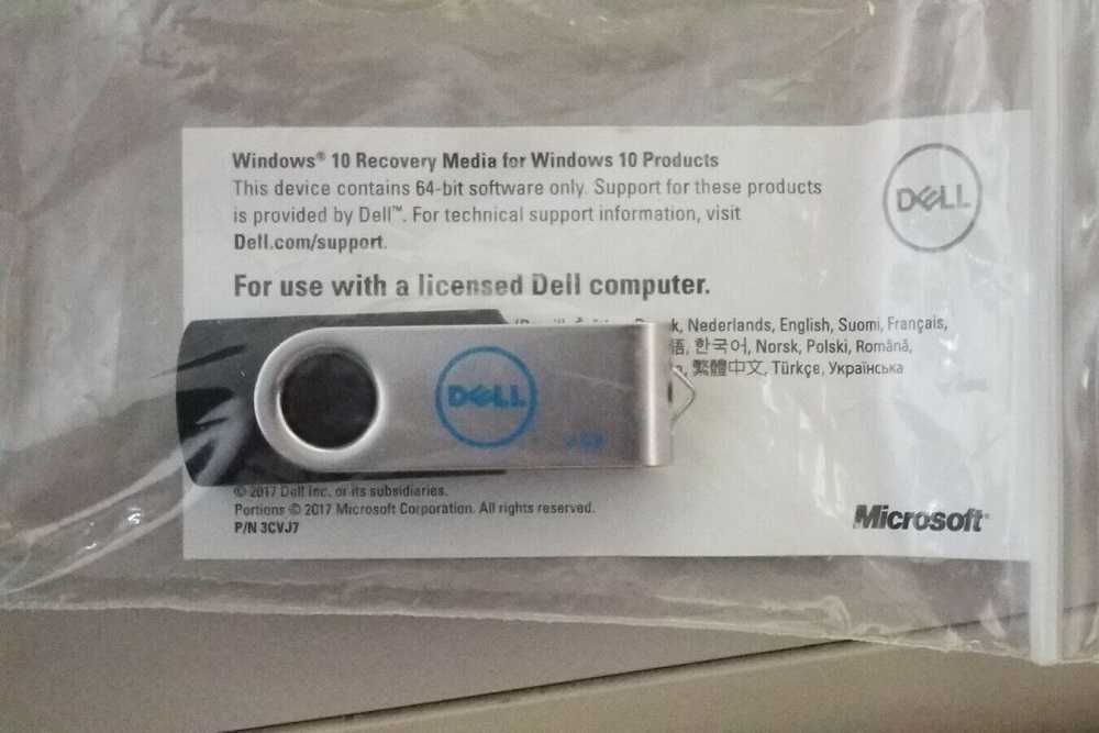 Stick USB bootabil cu Windows 10 Home / Pro cu licenta inclusa in pret