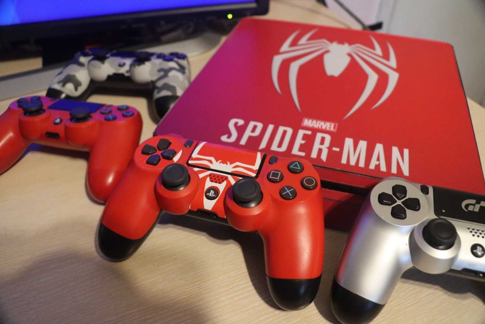 С ГАРАНЦИЯ 1Г Sony PlayStation 4 Slim SW PS4 Spider-Man профилактиран 750 GB Spider Man Limited edition 5 ПС4 Плейстейшан Плейстейшън PS 4 тестван