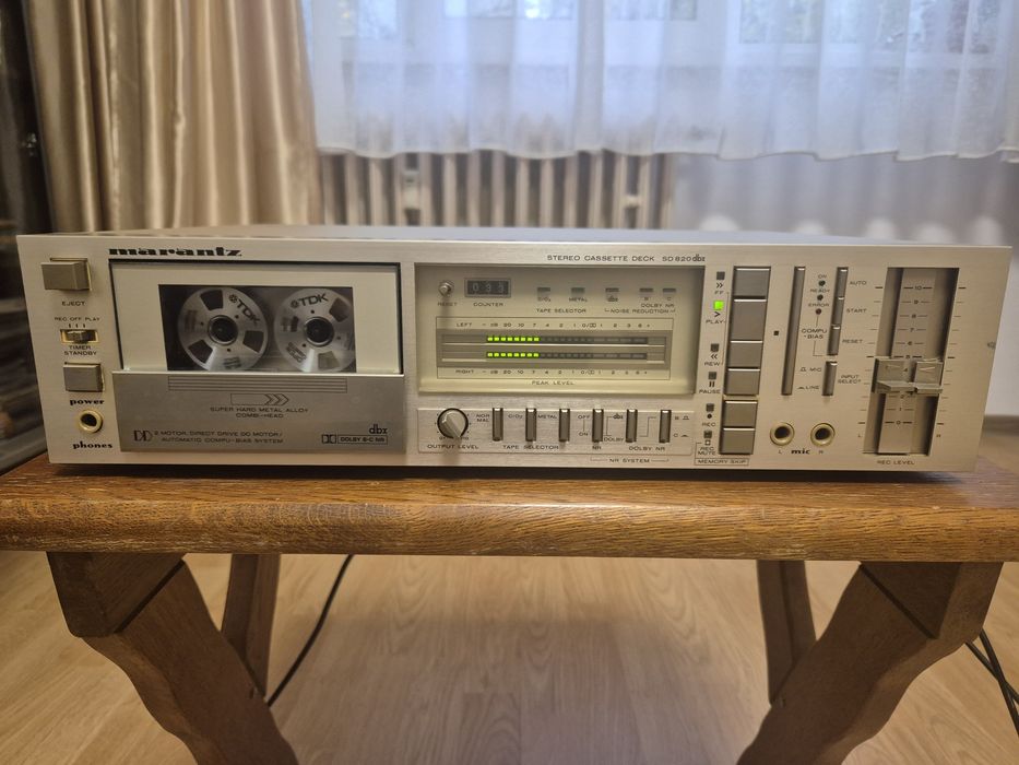 Deck  Hitachi si Marantz