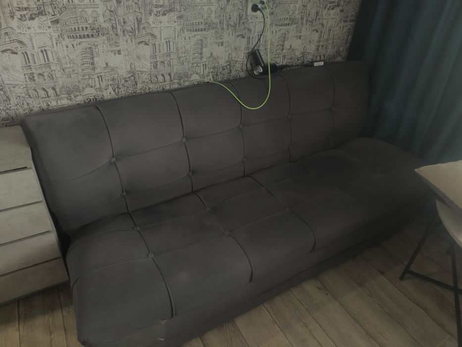 Продам Диван серый