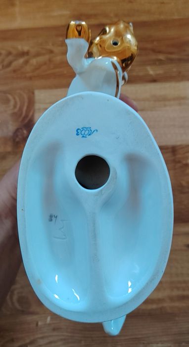 Продам статуэтку лошади