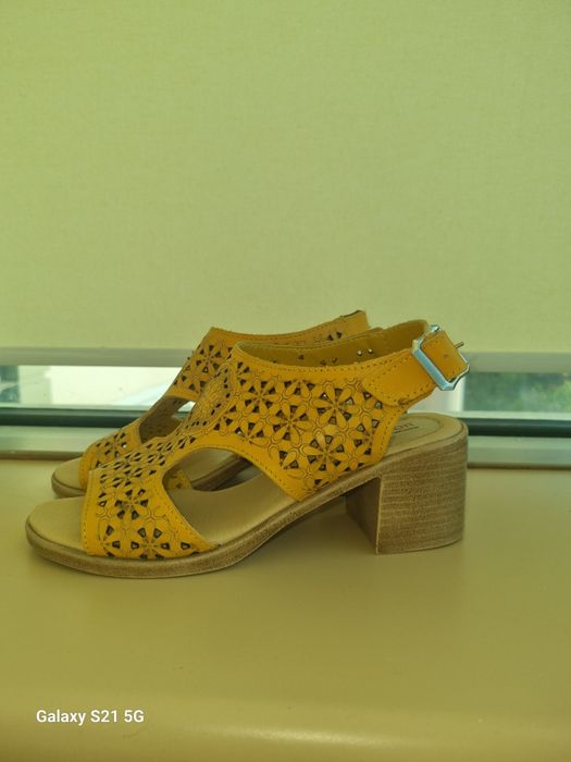 Sandale elegante piele naturala 35