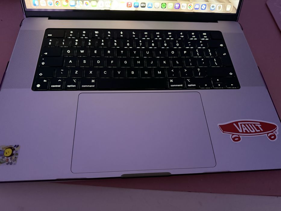 Macbook pro m3 16 pro 36 gb ram 512gb ssd