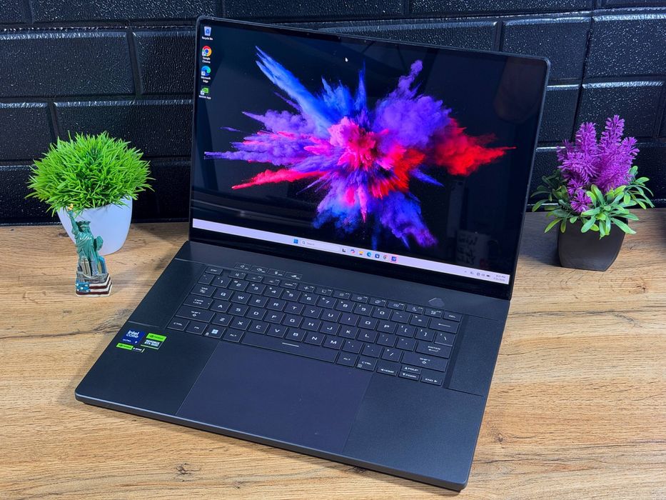 Asus zephyrus G16_240hz_4080_32гб