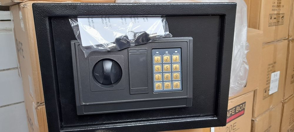 Супер подарок супер сейф! Доставка  по городу Ташкент!