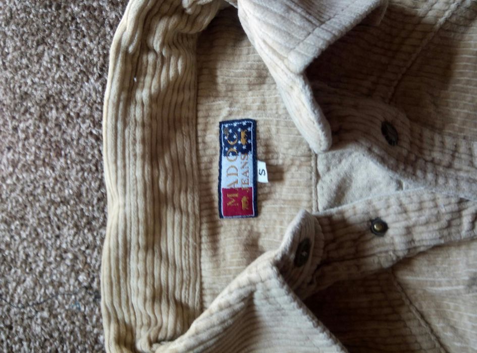 O camase  , : blugi, si Citizen .