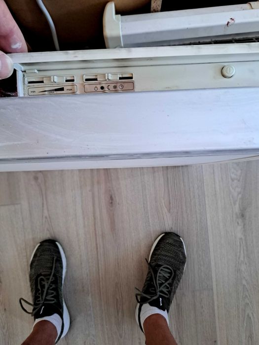 Calorifer convector de perete electric