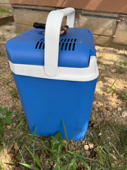 Хладилна чанта CAMPINGAZ 12V 28L