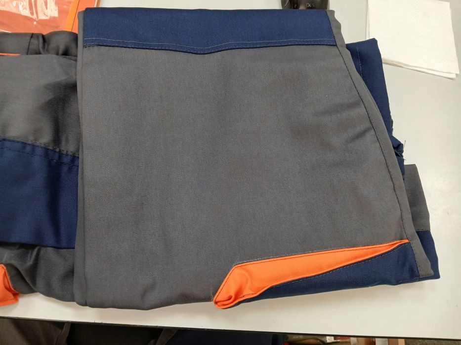 Продам летнюю спецодежда новую