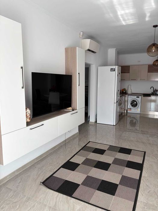 Apartament 3 camere premium in vila, Costinesti | Curte 1.500 mp cu piscina | la 400m de Nibiru