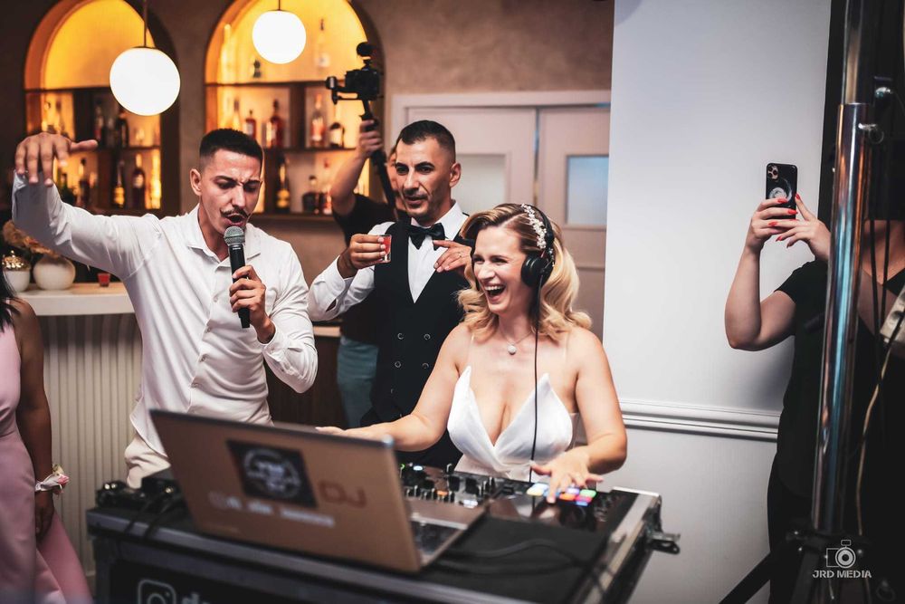 YES DJ - Sonorizare-Lumini - Profesionale-Fum greu-Efecte speciale CO2