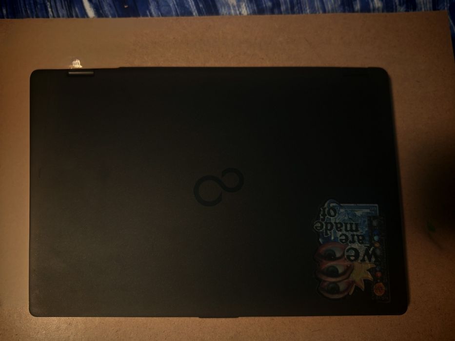 Бизнес Ултрабук Fujitsu LIFEBOOK U749 - 14",