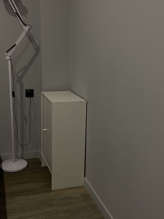 продается шкафчик икея