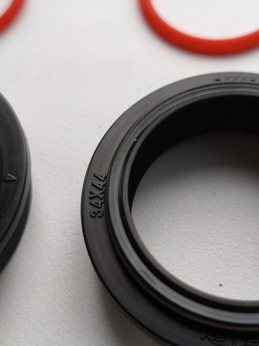 Продам пыльники для вилки велосипеда