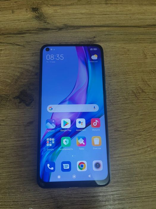 Продам телефон redmi note 9