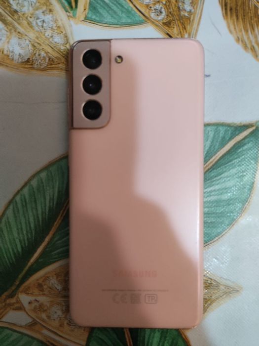 Обменяю s21 на 12 айфон