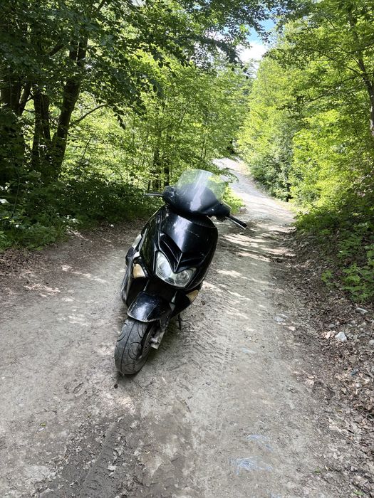 Scuter aprilia leonardo ST 250cc