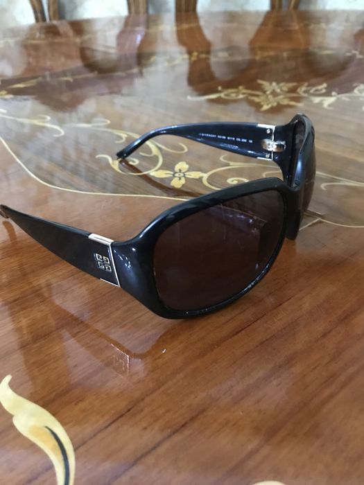Очки Givenchy. Италия