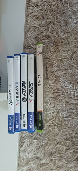Lot jocuri fifa complet funcționale.