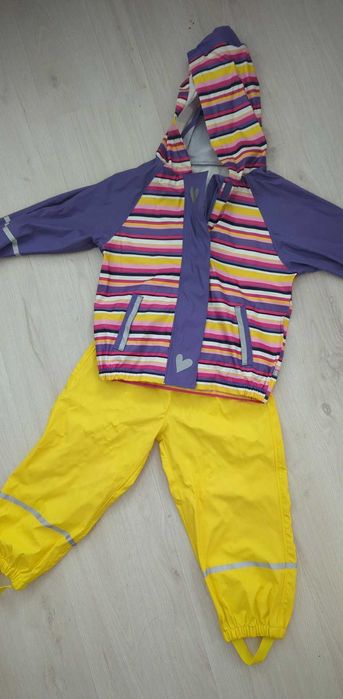 Яке и панталон за дъжд размер 98-104