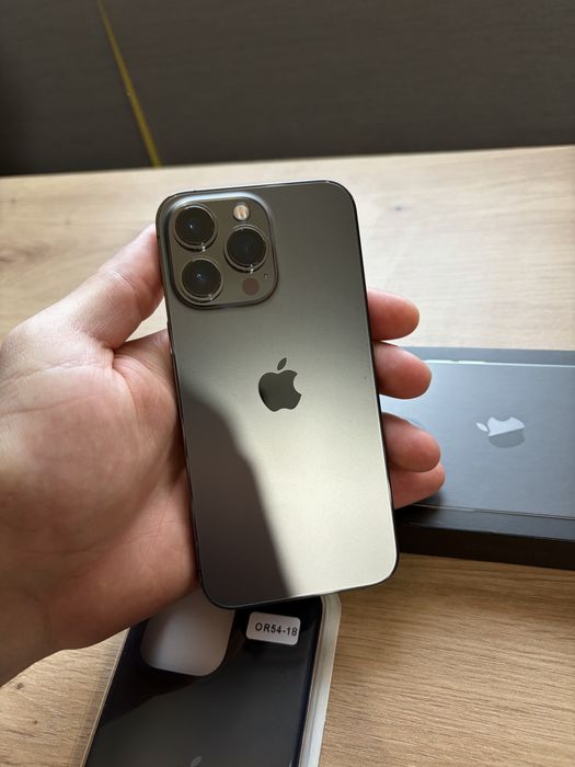 iPhone 13 Pro 256GB 100% Battery Health
