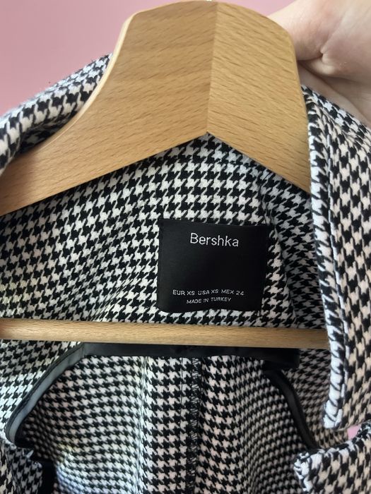 Bershka Дълъг елек без ръкави