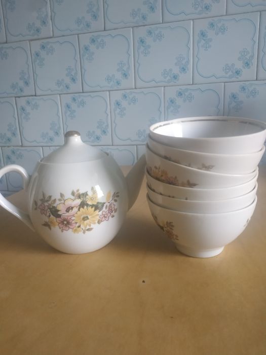 Новый форфоровый чайный набор