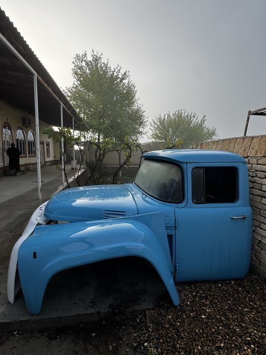 Zil kaminka sotiladi