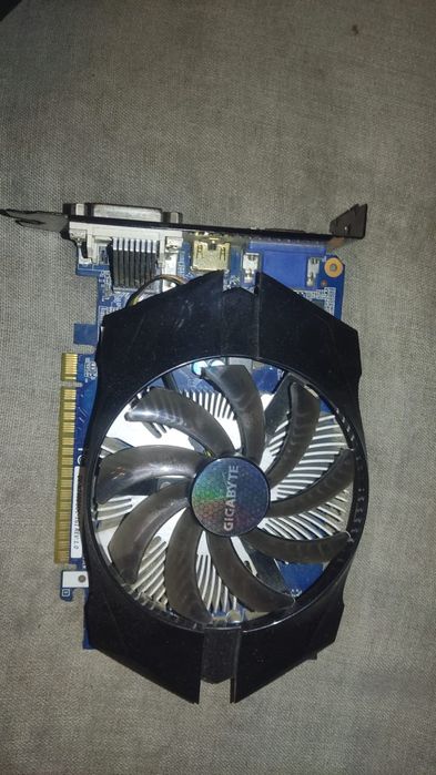 Продам видеокарта GT 740 , 1,гбИ так же разные комплектующие для