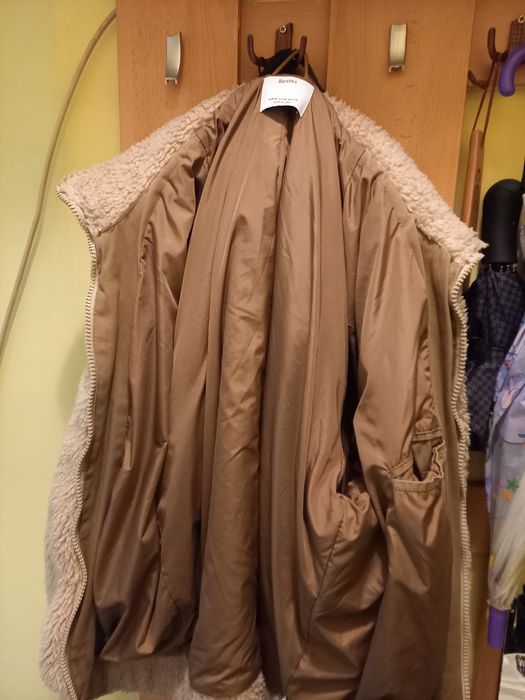 Jeaca pufuoasa bershka