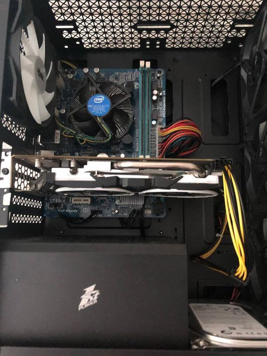 Бюджетен геймърски компютър  спешна продажба НИСКА ЦЕНА