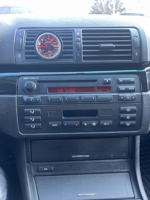 Радио за е46 c wefa ( usb / aux )