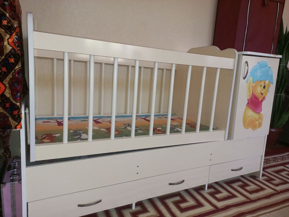 Детская кроватка б/у в хорошем состоянии 750.000сум торг уместен
