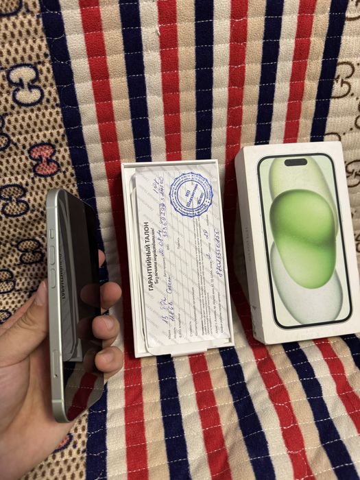Продам Телефон Айфон 15 128