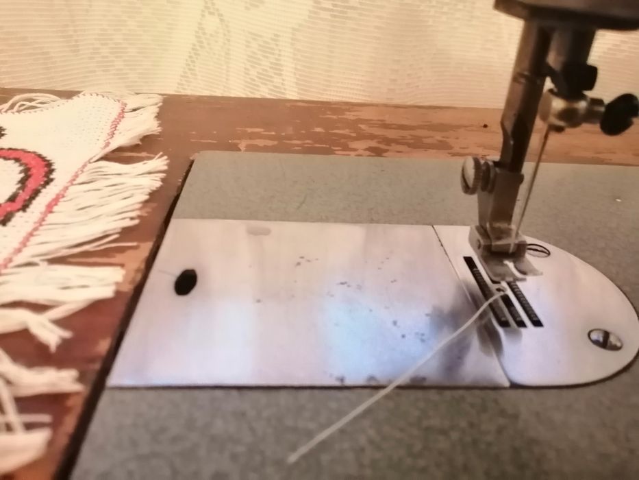 Mașină de cusut Ileana