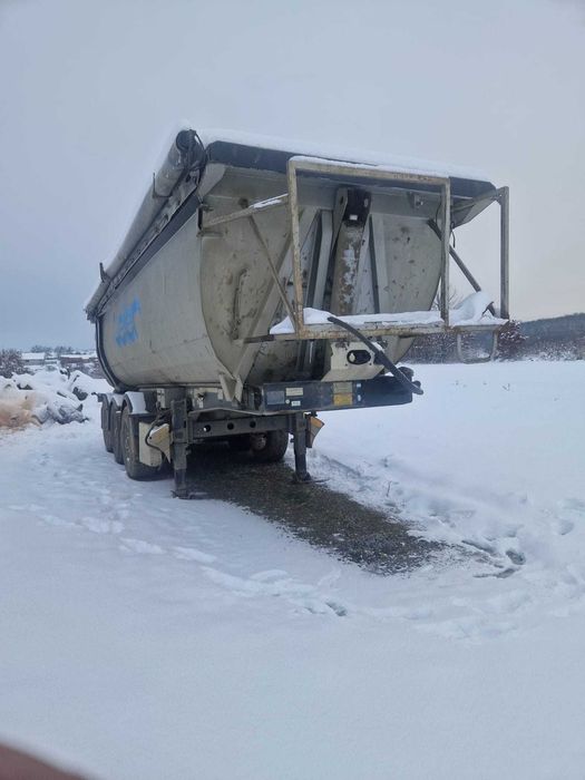 Semiremorca Menci 2007