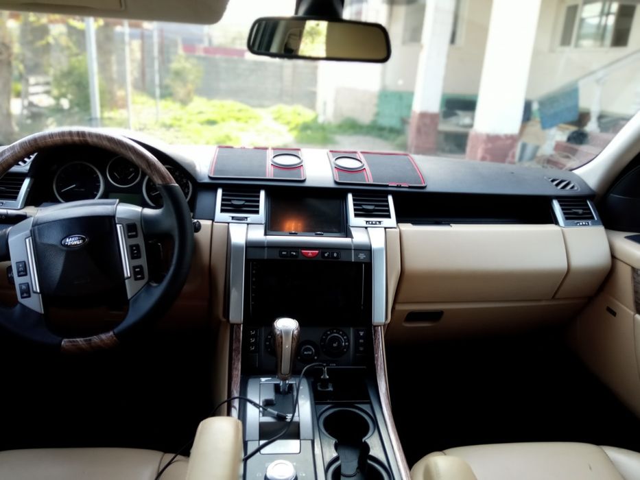 Продаю Ренж Ровер спорт