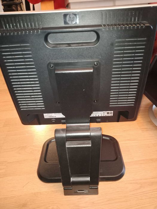 Monitor LCD HP 1740 de 17 '' tco 3 dvi