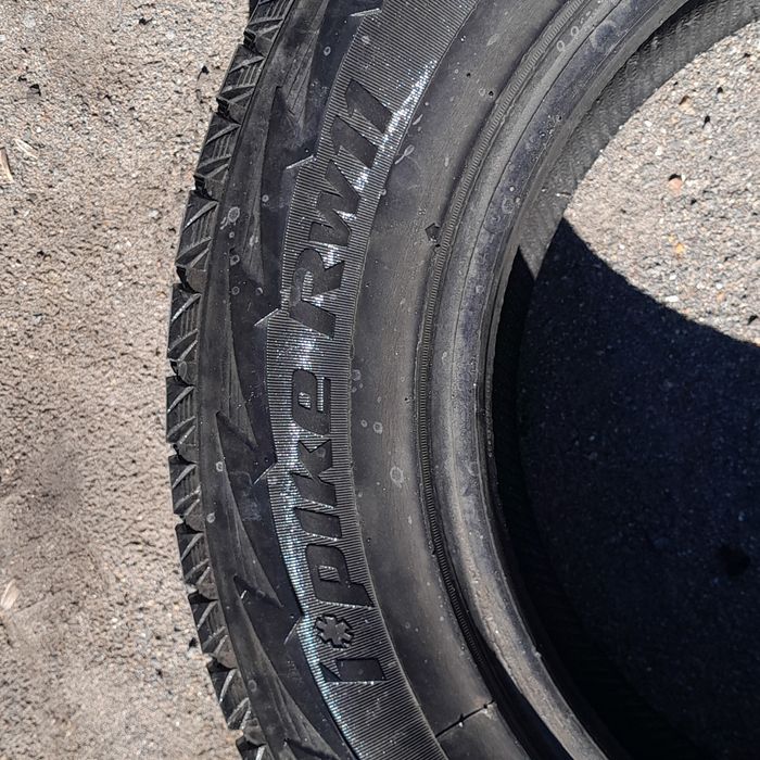 Шины (2 шт) HANKOOK 235/65/R17