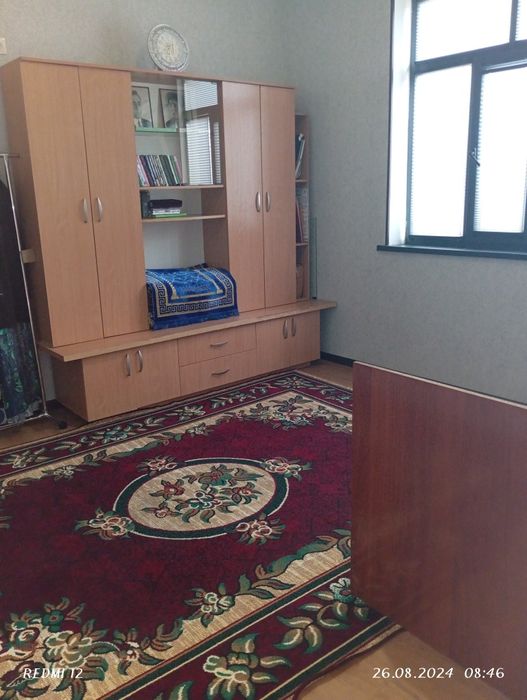 Уй сотилади. 2 сот. 4 хона +ошхона. 3 та с/у.