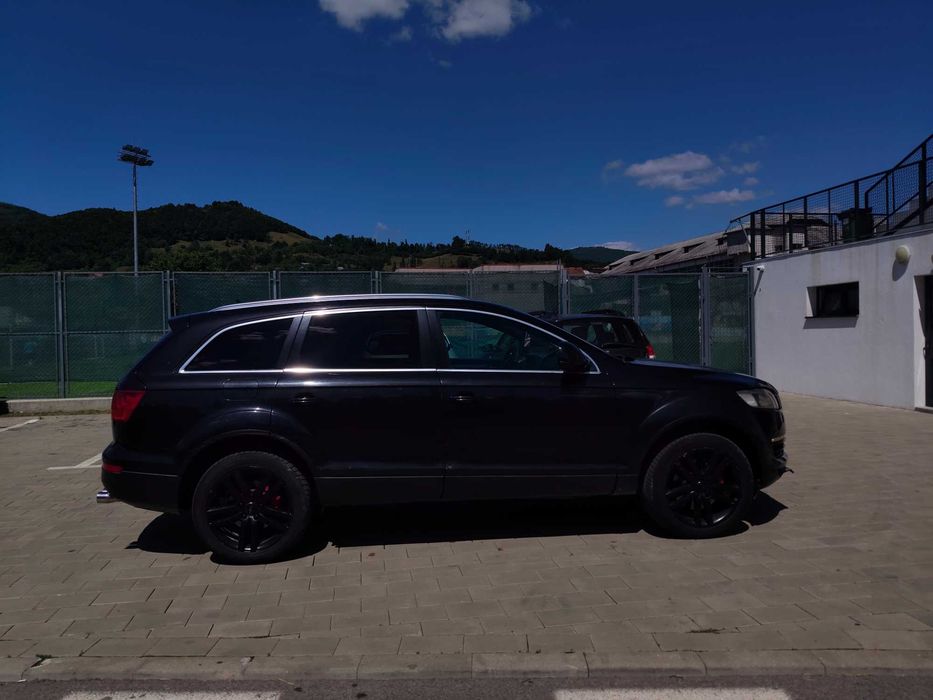 Audi Q7 3.0 TDI Quattro Suspensie pe arcuri
