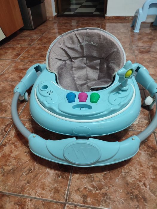 Rotobil albastru cu melodii