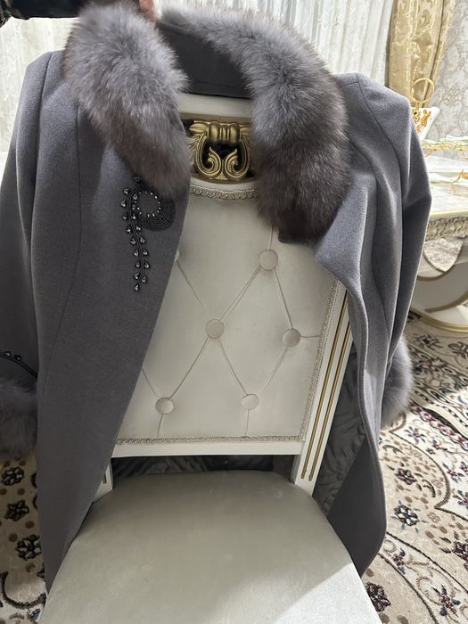 Продается Пальто LORETA в красивом цвете