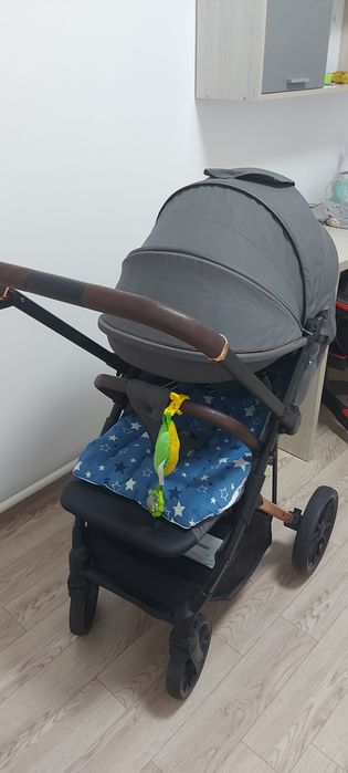 Детская коляска продам