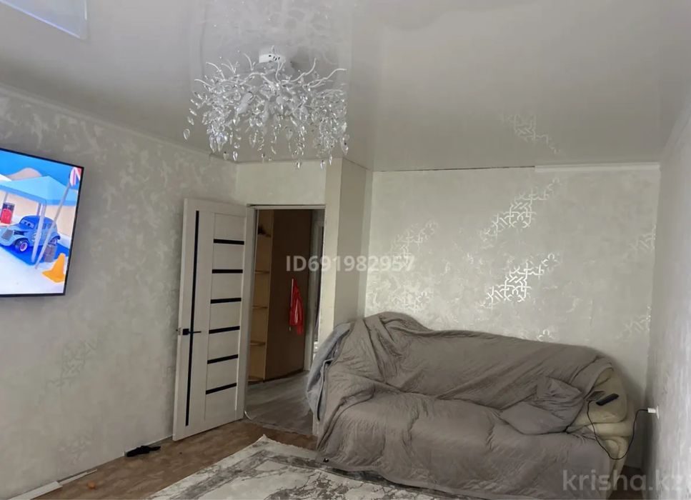 Продам 2 комнат квартиру