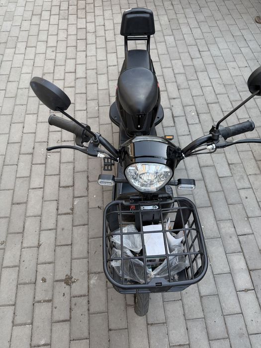 Продам электосамокат
